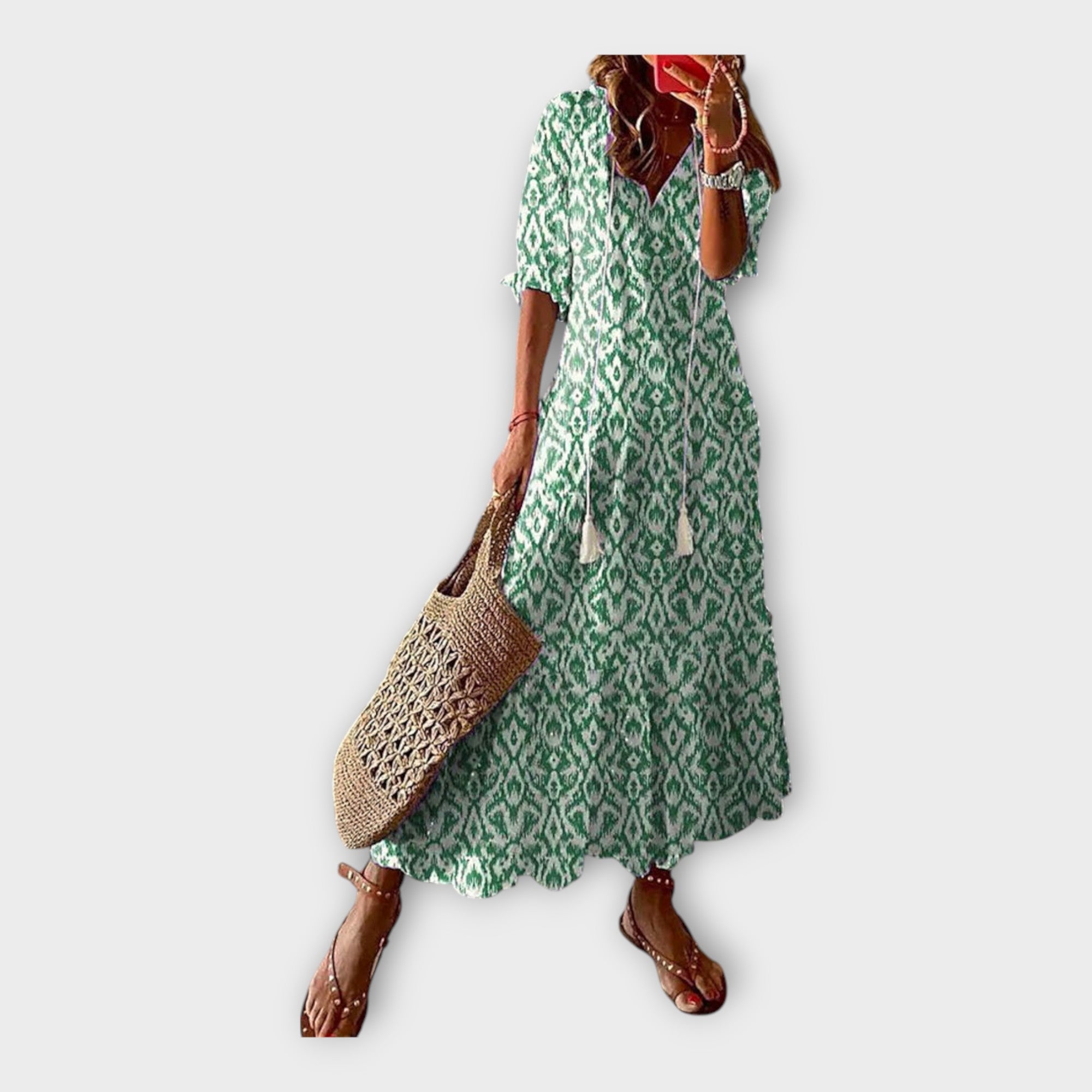 Vintage obleka z vezenjem in V-izrezom