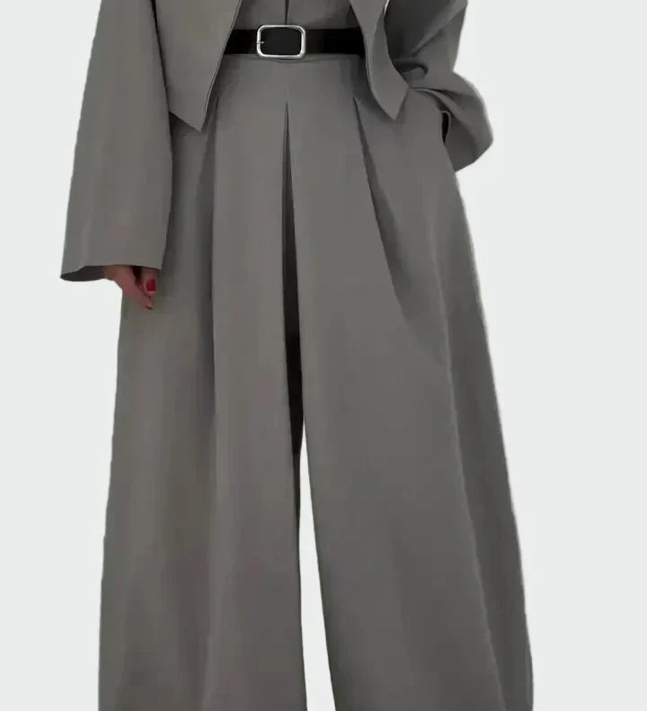 Elegantna in Moderna Kombinezonska Jakna