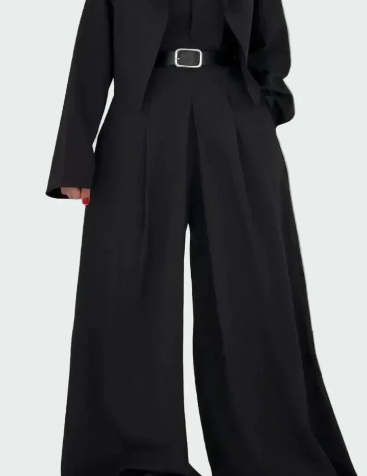 Elegantna in Moderna Kombinezonska Jakna