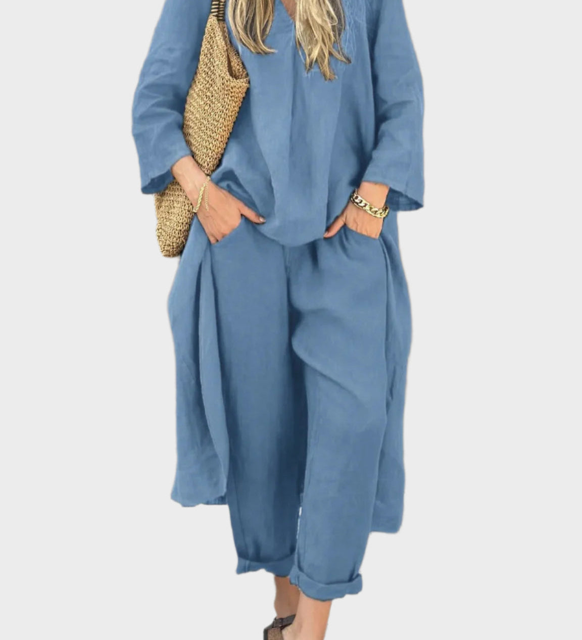 Elegantna in udobna obleka