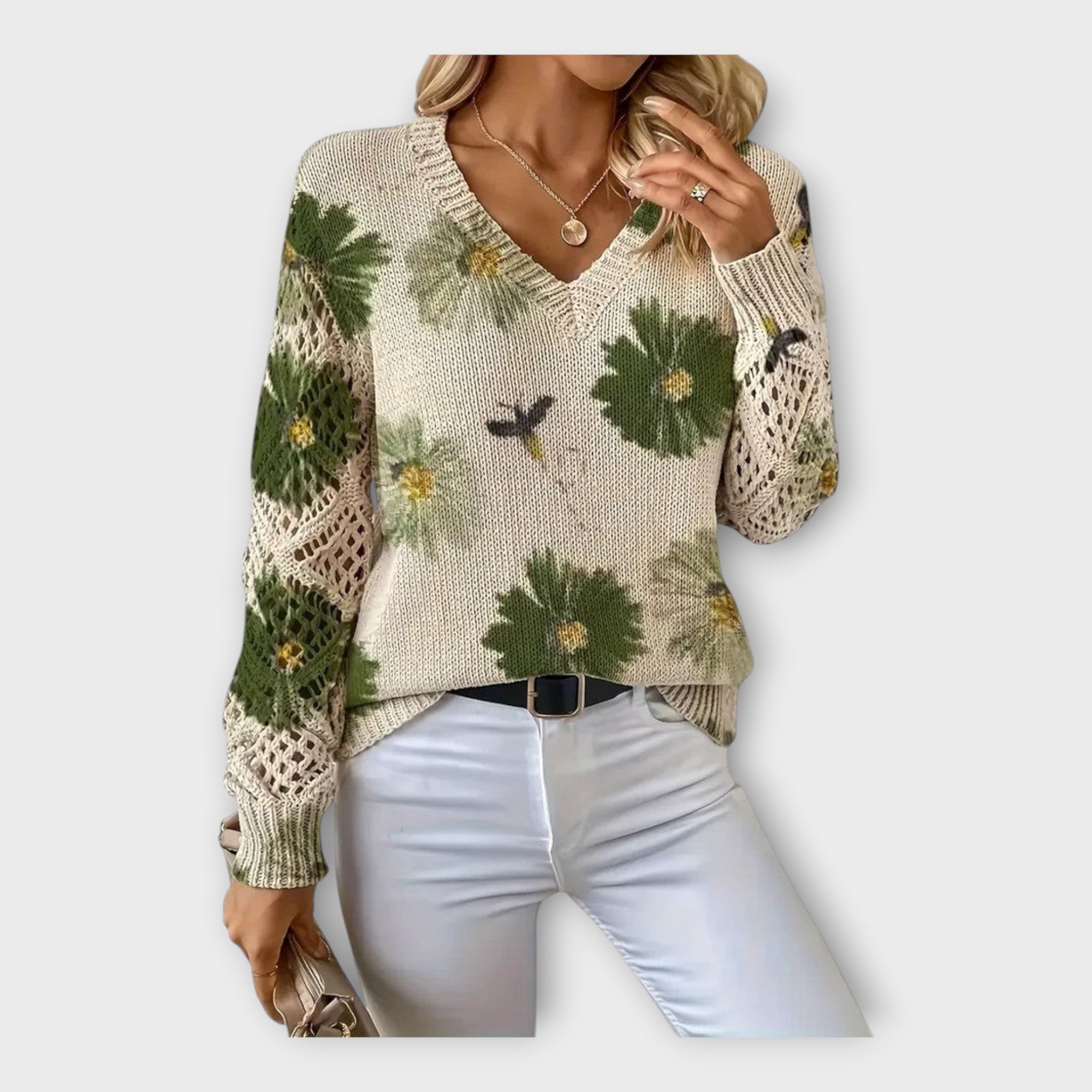 Pleteni Pulover s Čipkastimi Okrasnimi Detajli