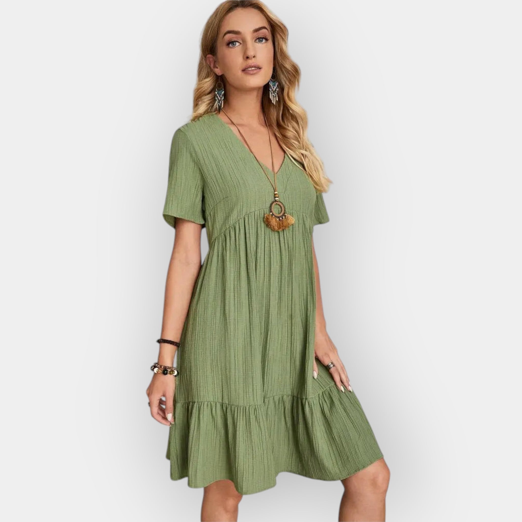 Mini obleka z V-izrezom