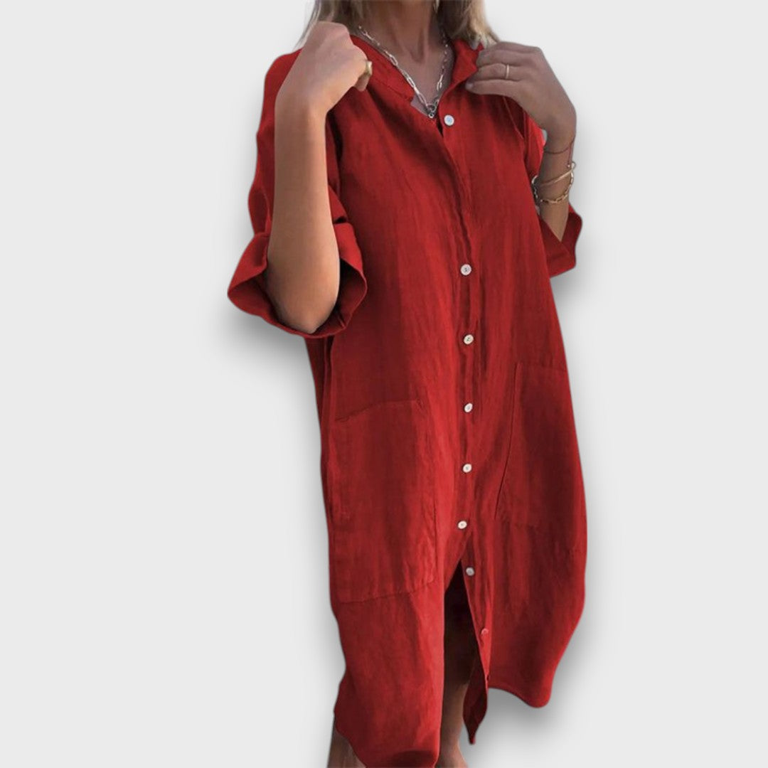 Lineni gorsinski kombinezon s gumbi in žepi