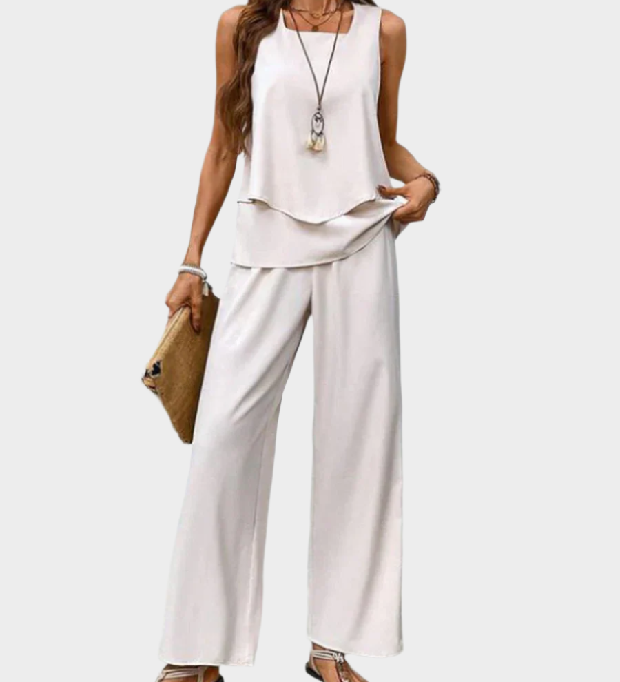 Poletni komplet s brezrokavim topom in hlačami s vzorci