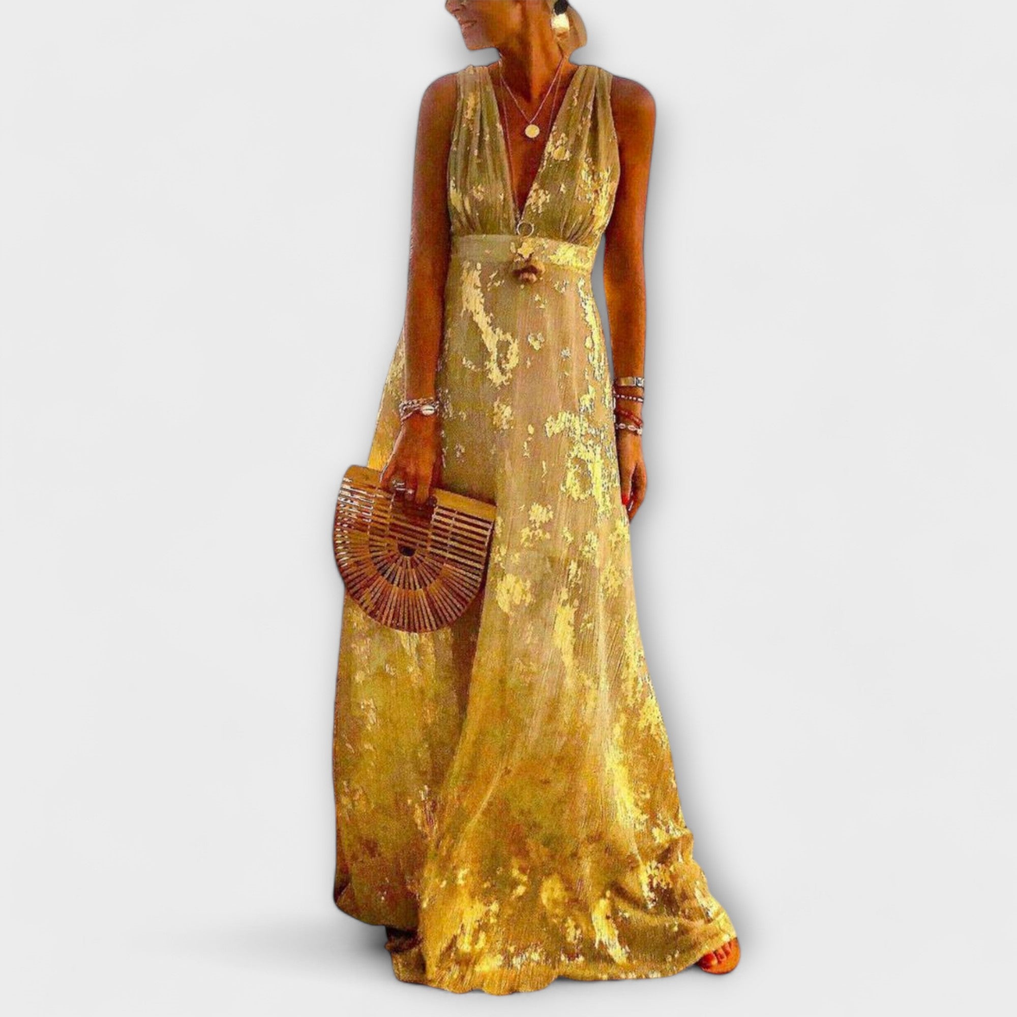 "Tatiana - Elegantna Obleka z V-izrezom" se lahko prepiše kot "Tatiana - Eleganten V-izrez Obleka".