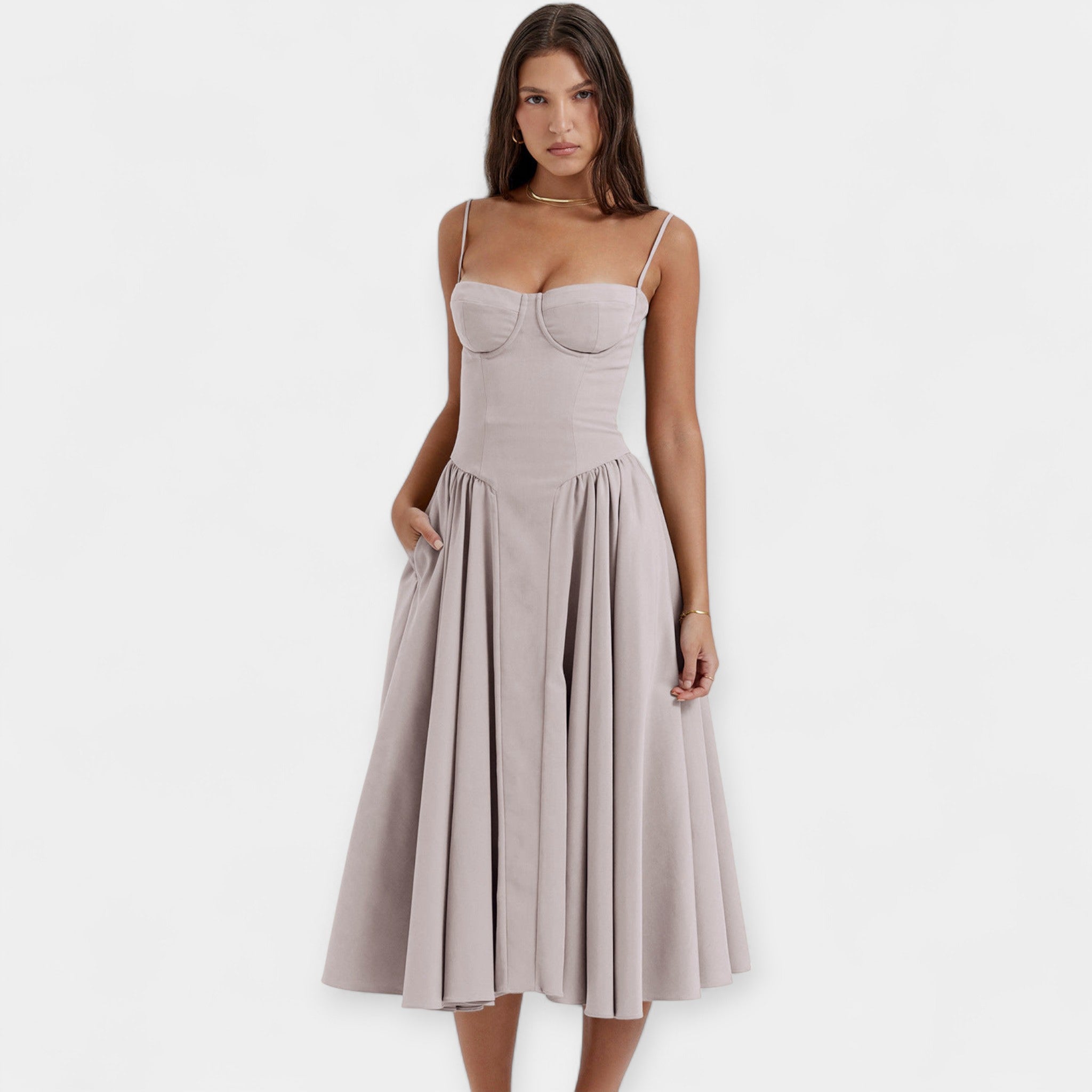 Retro midi obleka s tankimi naramnicami