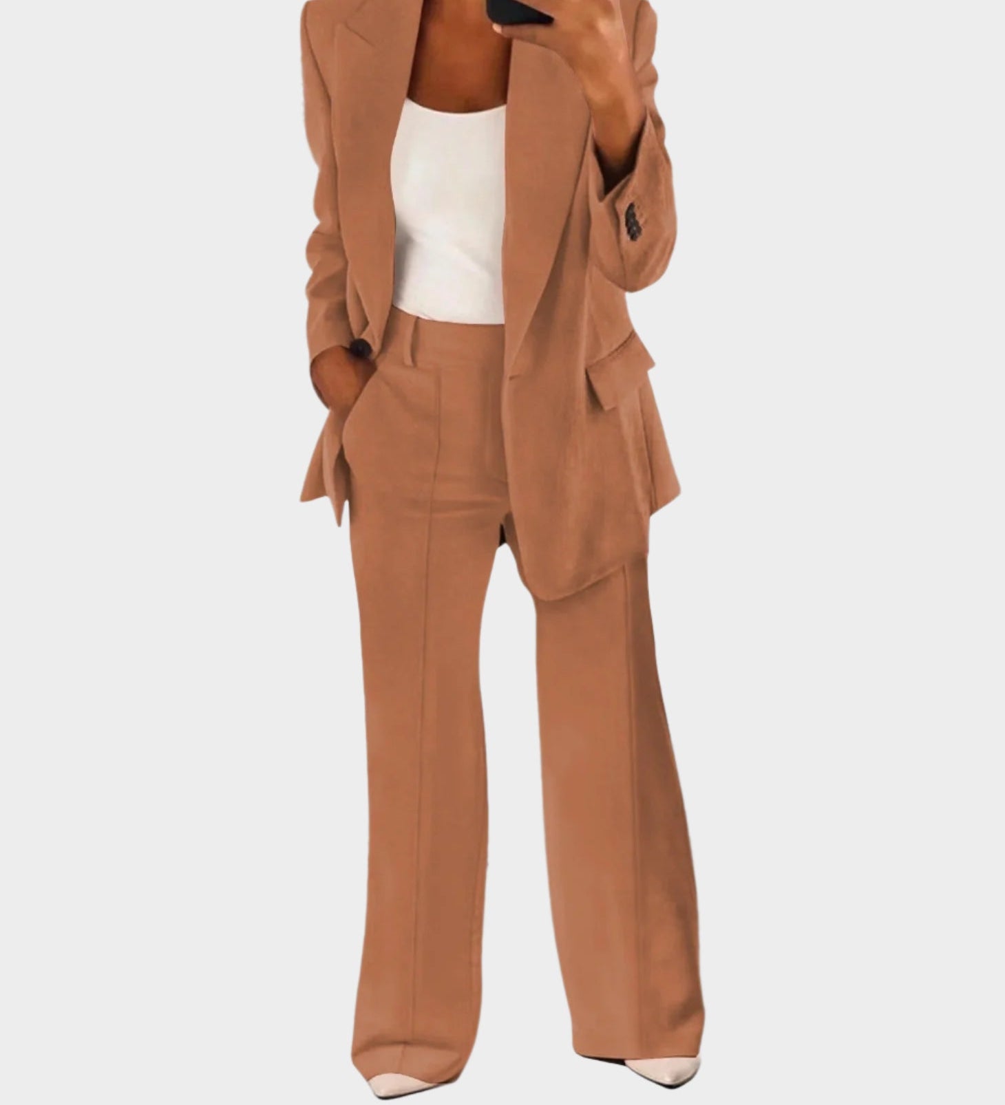 Šik ženski komplet