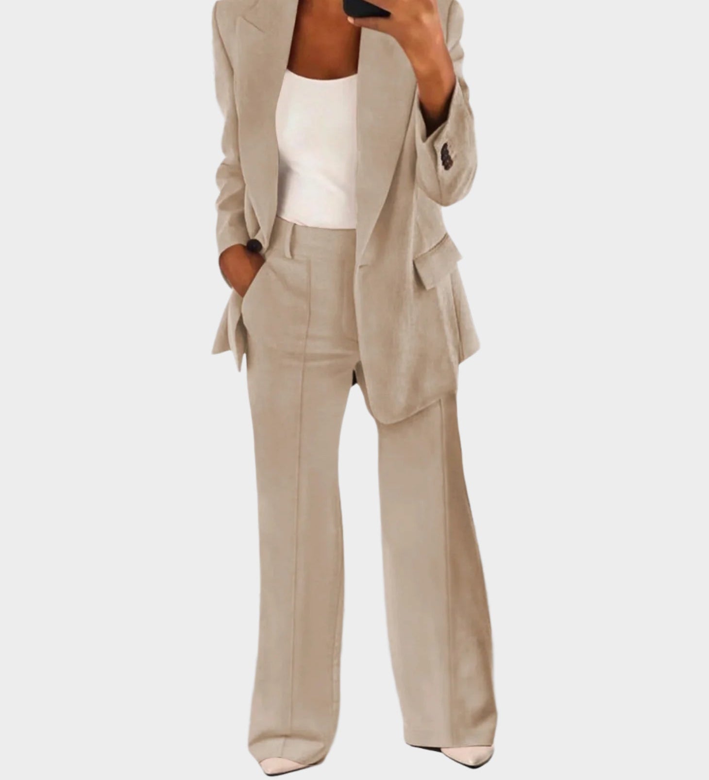 Šik ženski komplet