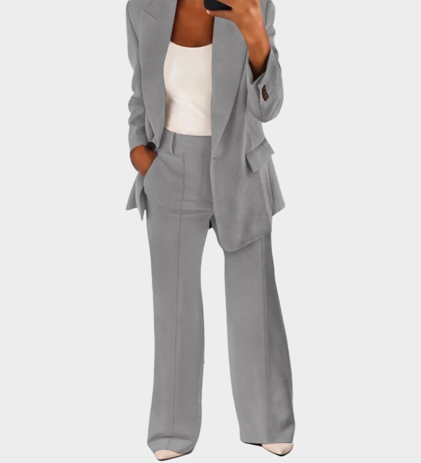 Šik ženski komplet