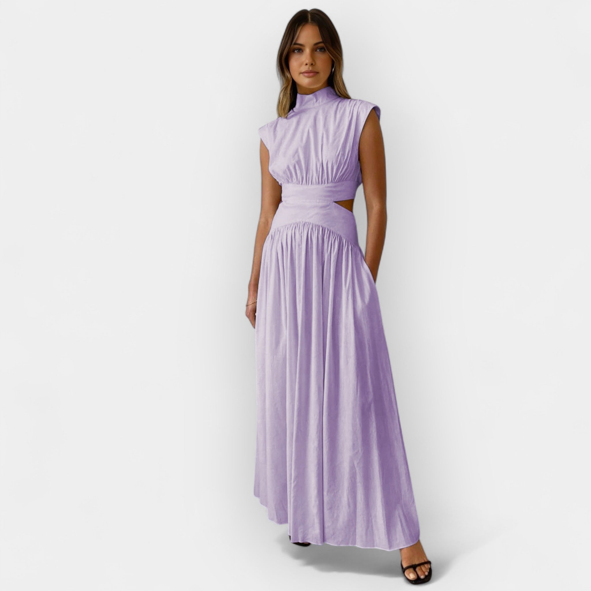 Elegantna obleka z izrezi