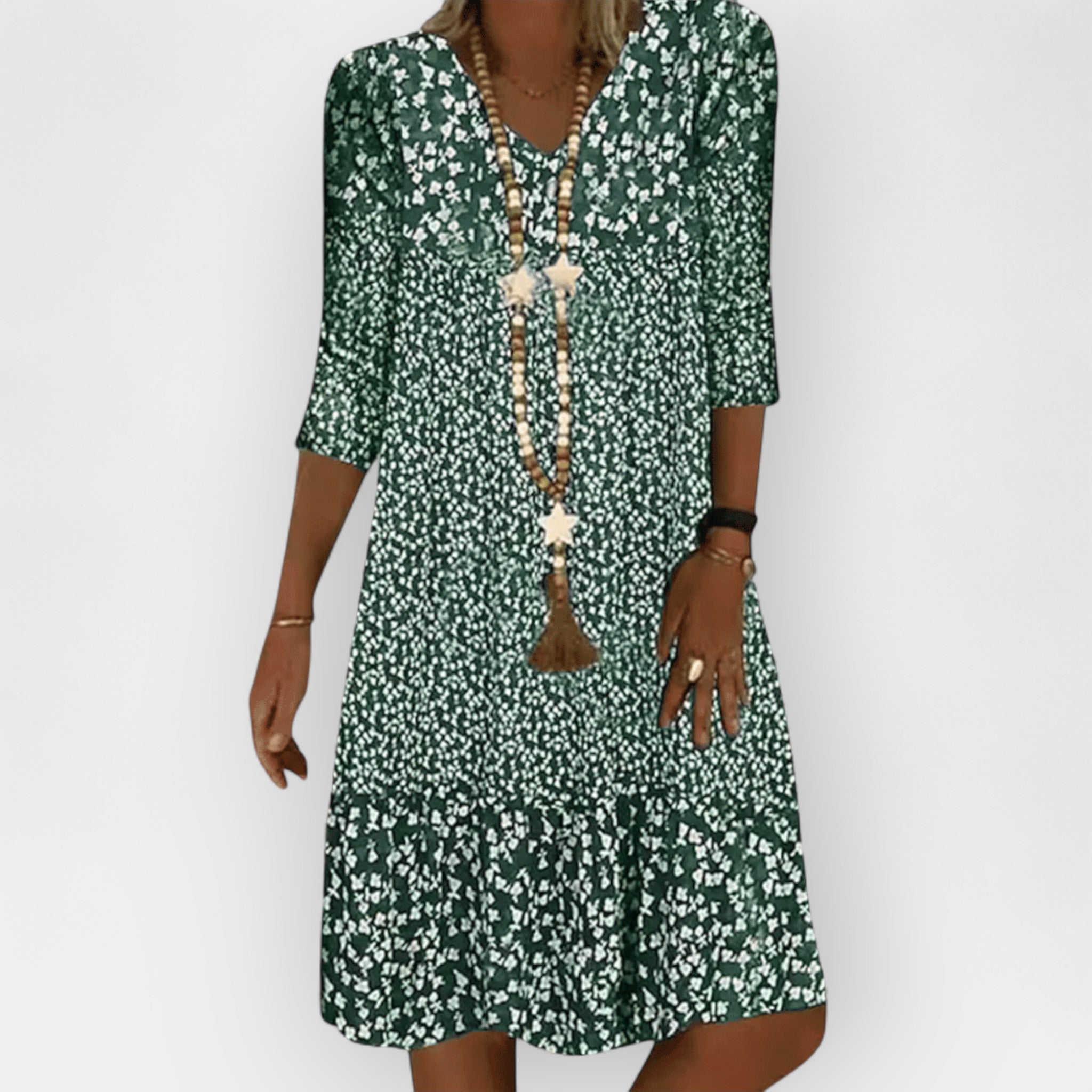 Lahka obleka s stilskim dizajnom