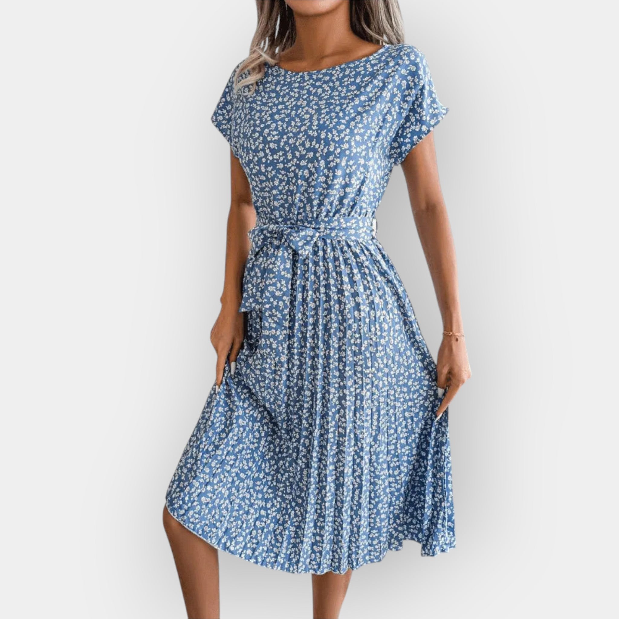 Lahka obleka za plažo