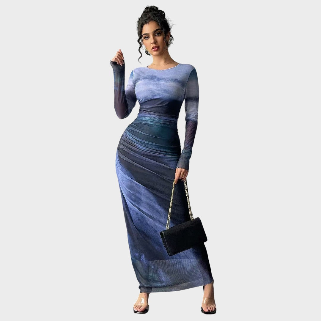 Antonija - Dolga obleka z dolgimi rokavi" lahko prepišemo kot "Antonija - Elegantna dolga obleka z dolgimi rokavi".