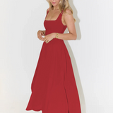 Elegantna midi obleka s romantičnim krojem