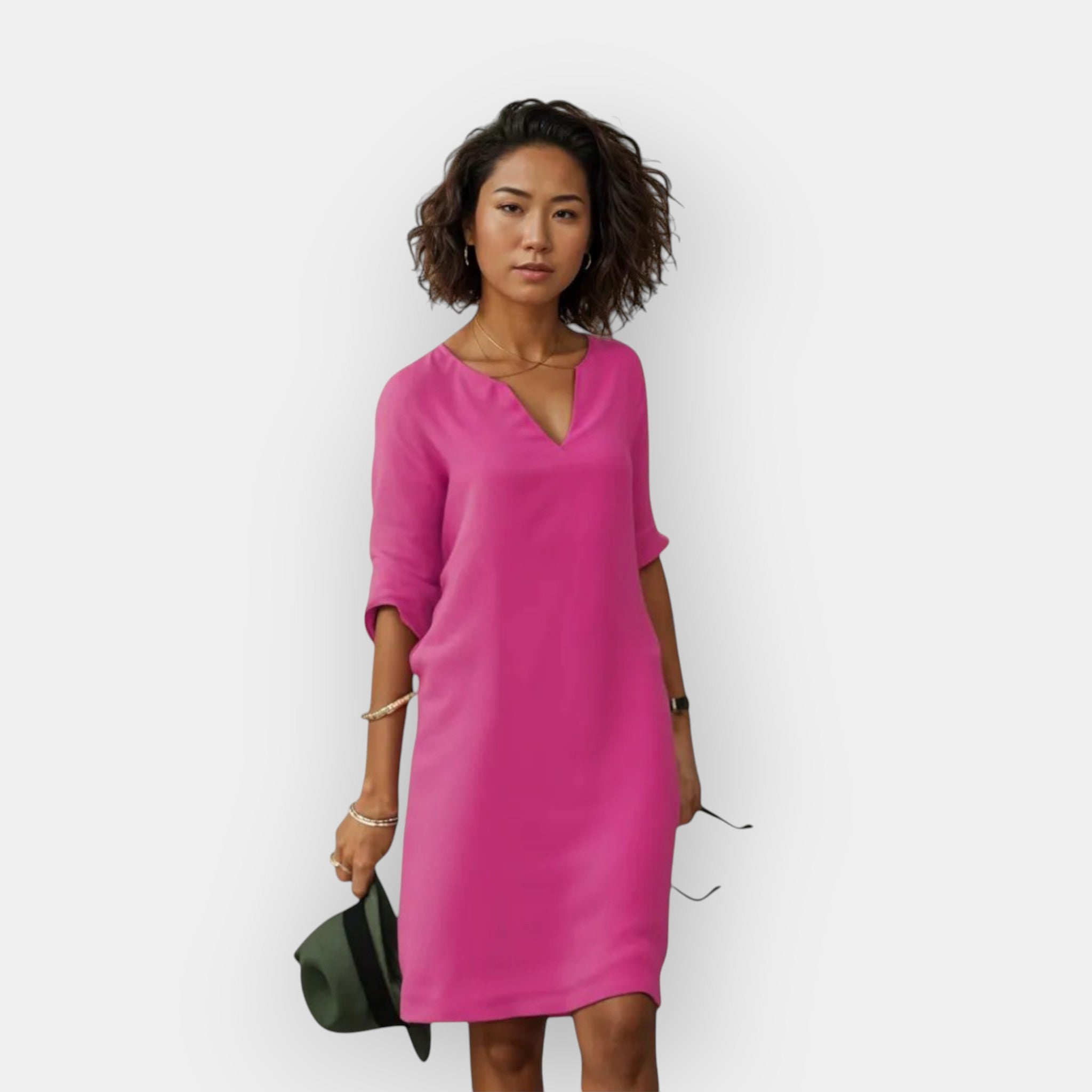 Svetla poletna obleka