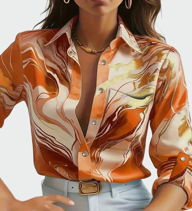 Satenasta bluzna s čipkastimi rokavi