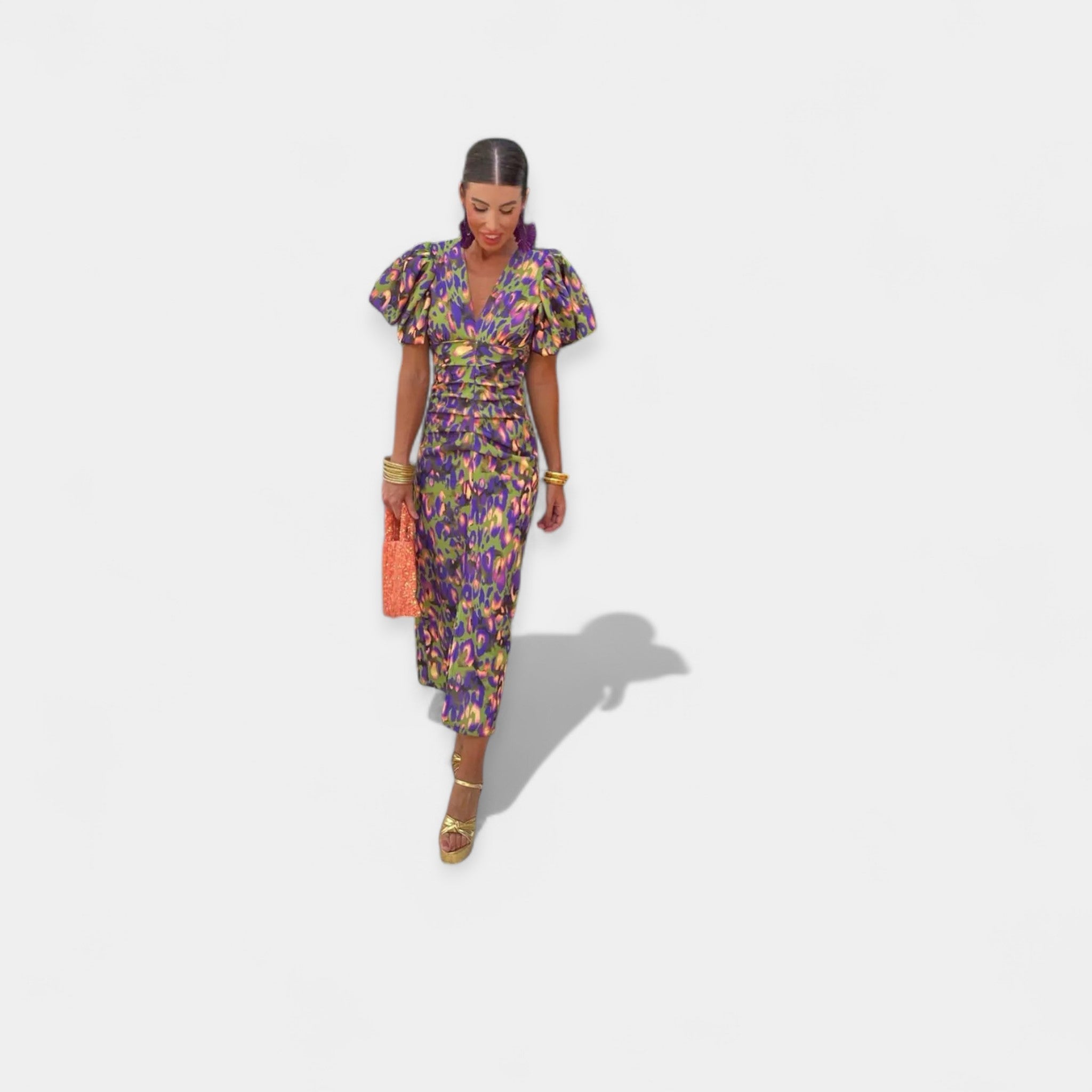 Haljina z rokavi in volanom