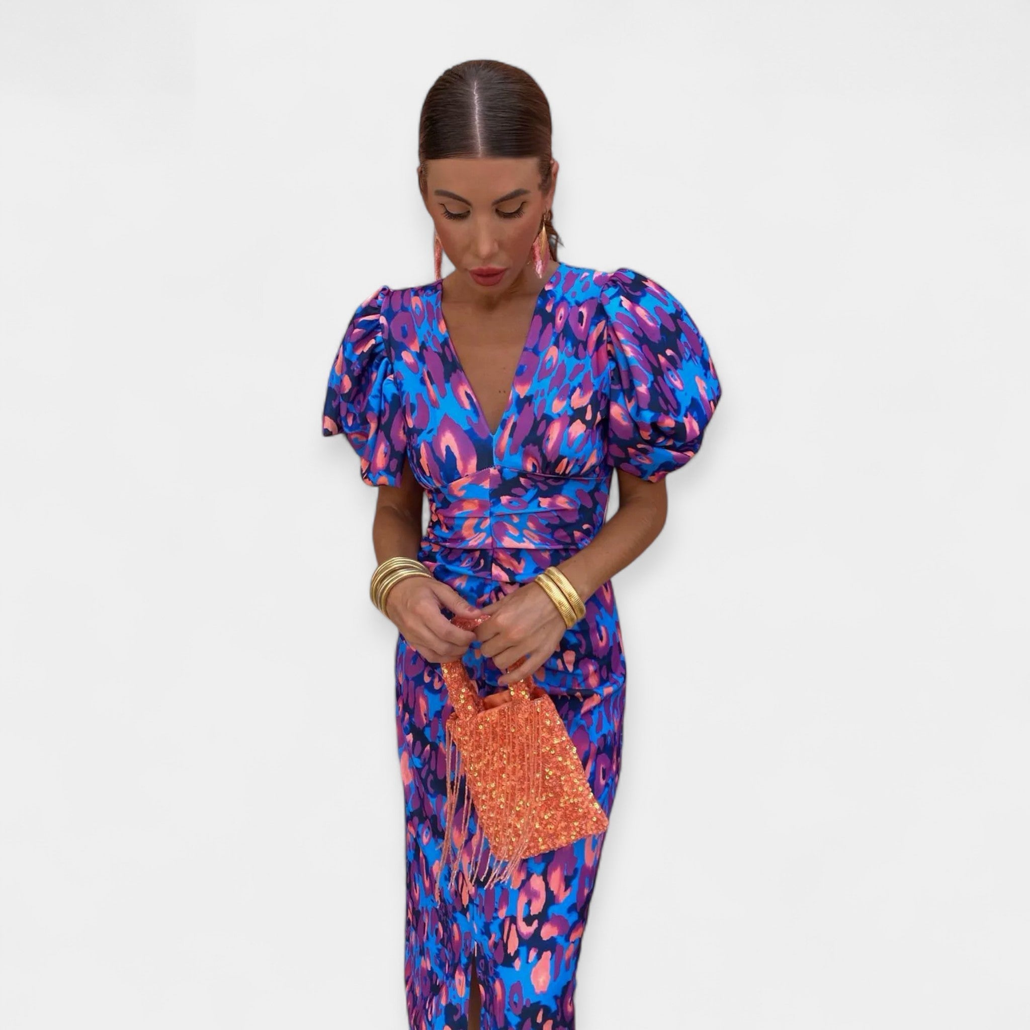 Haljina z rokavi in volanom