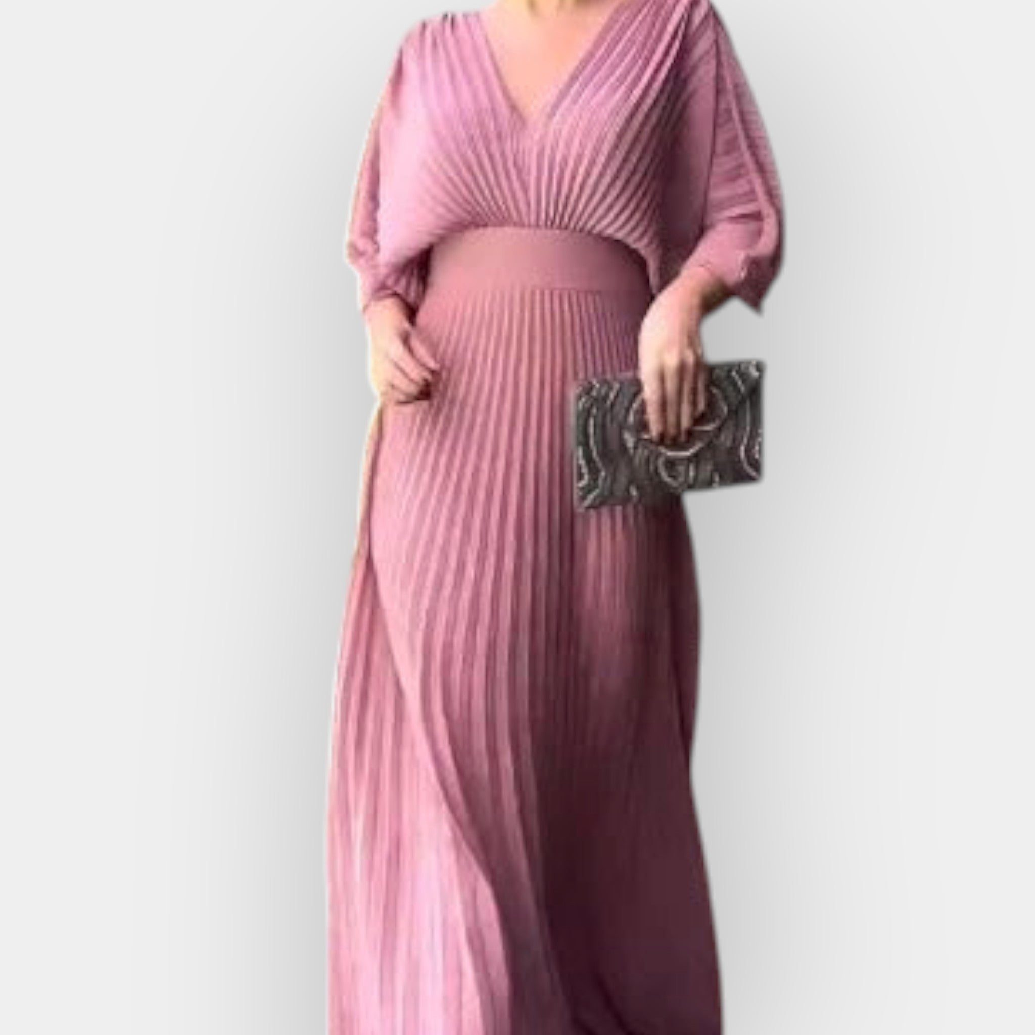 Elegantna plisirana obleka s stilsko silueto