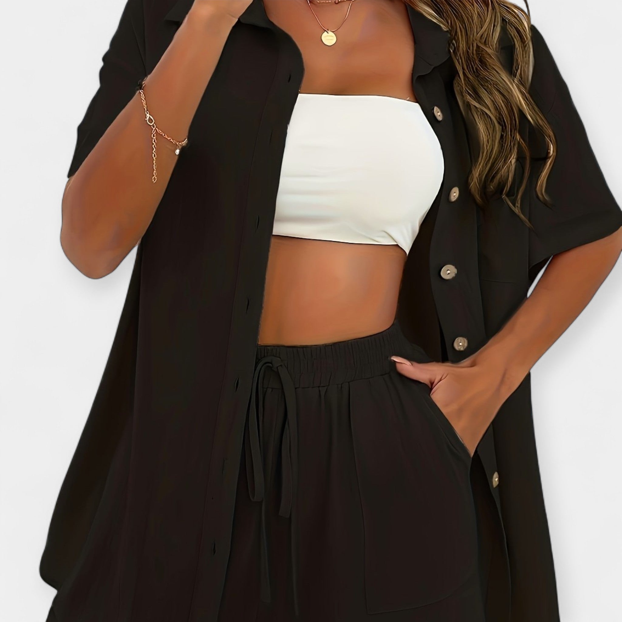 Komplet majice in kratkih hlač