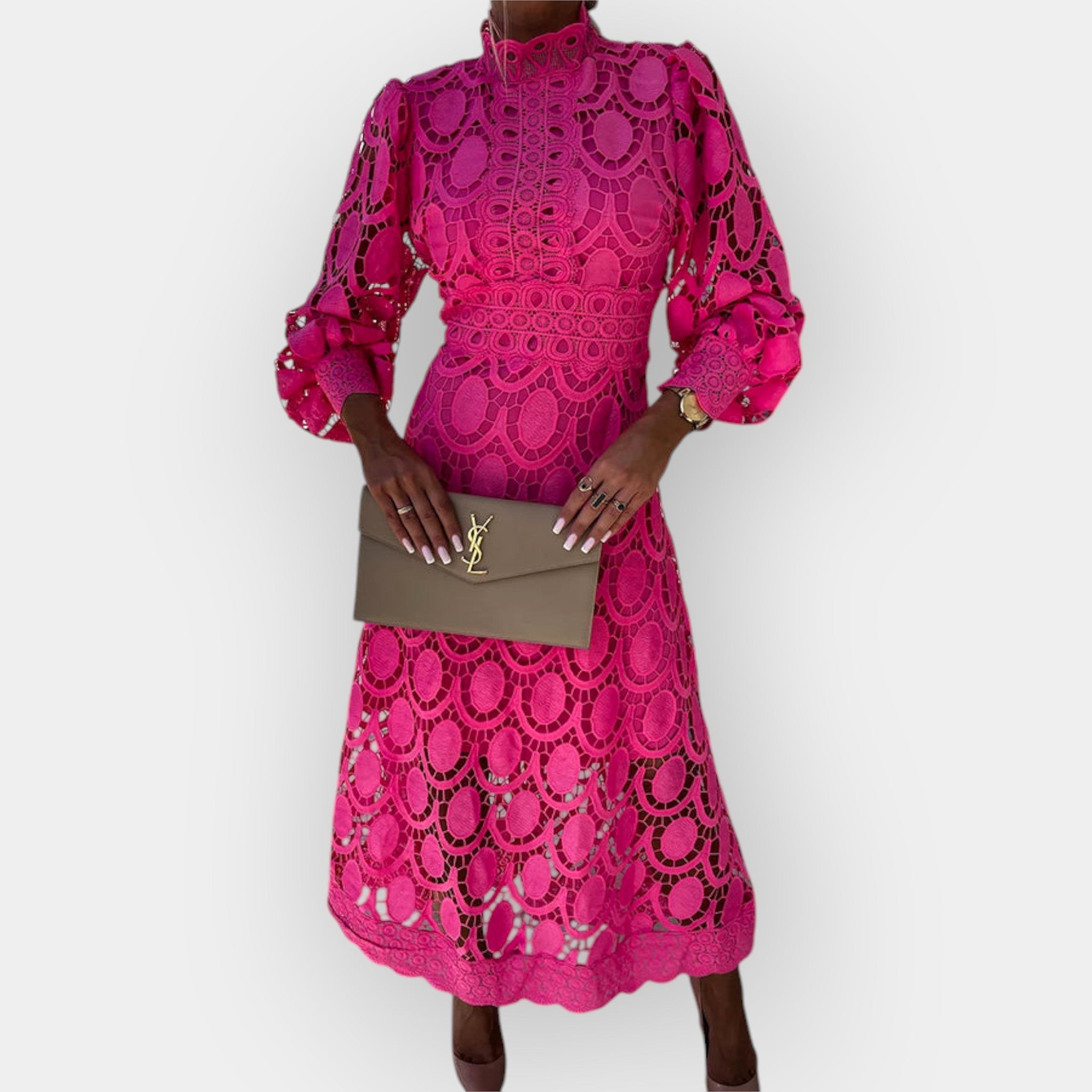 Romantične obleke z detajli iz čipke