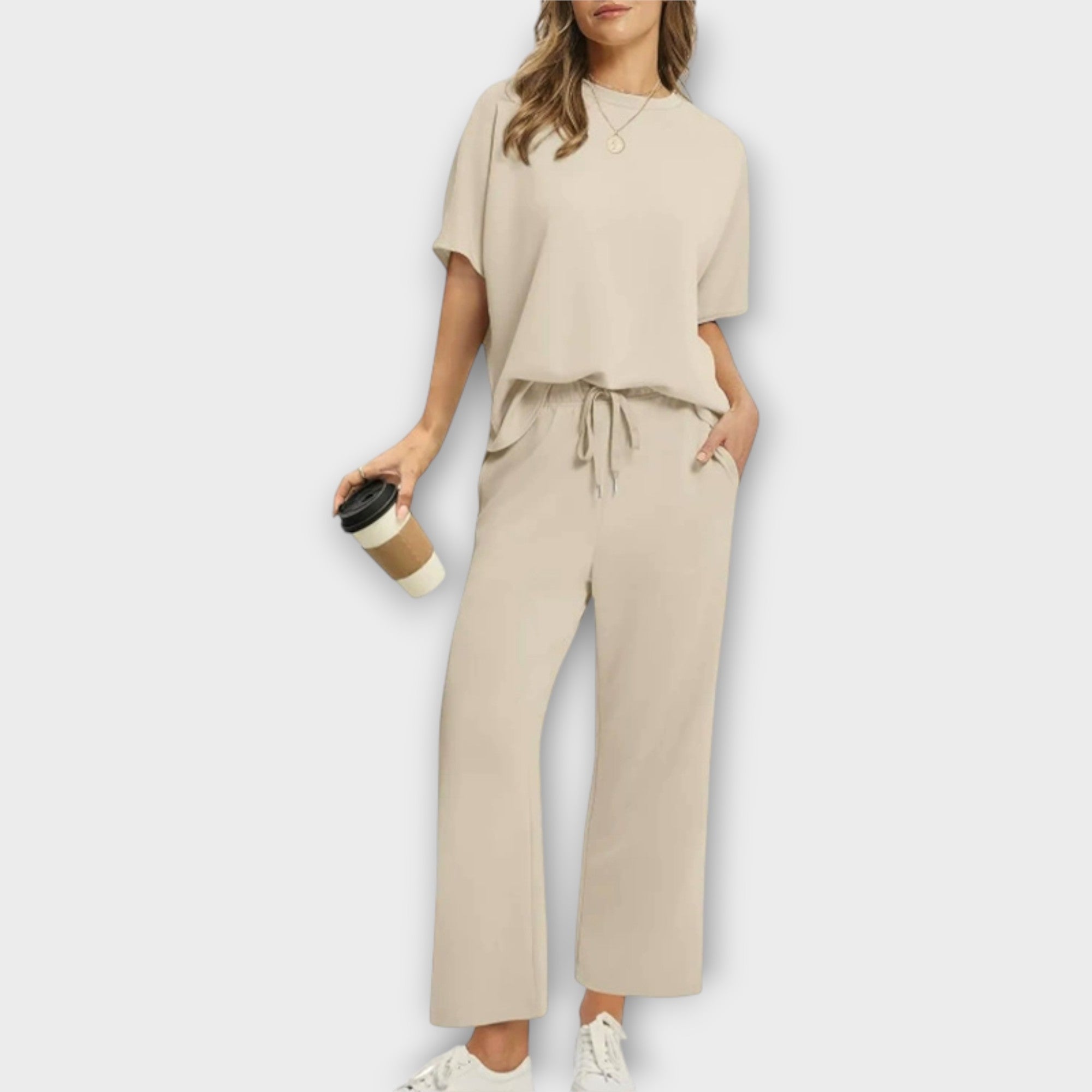 Σετ Loungewear με Άνετη Γραμμή