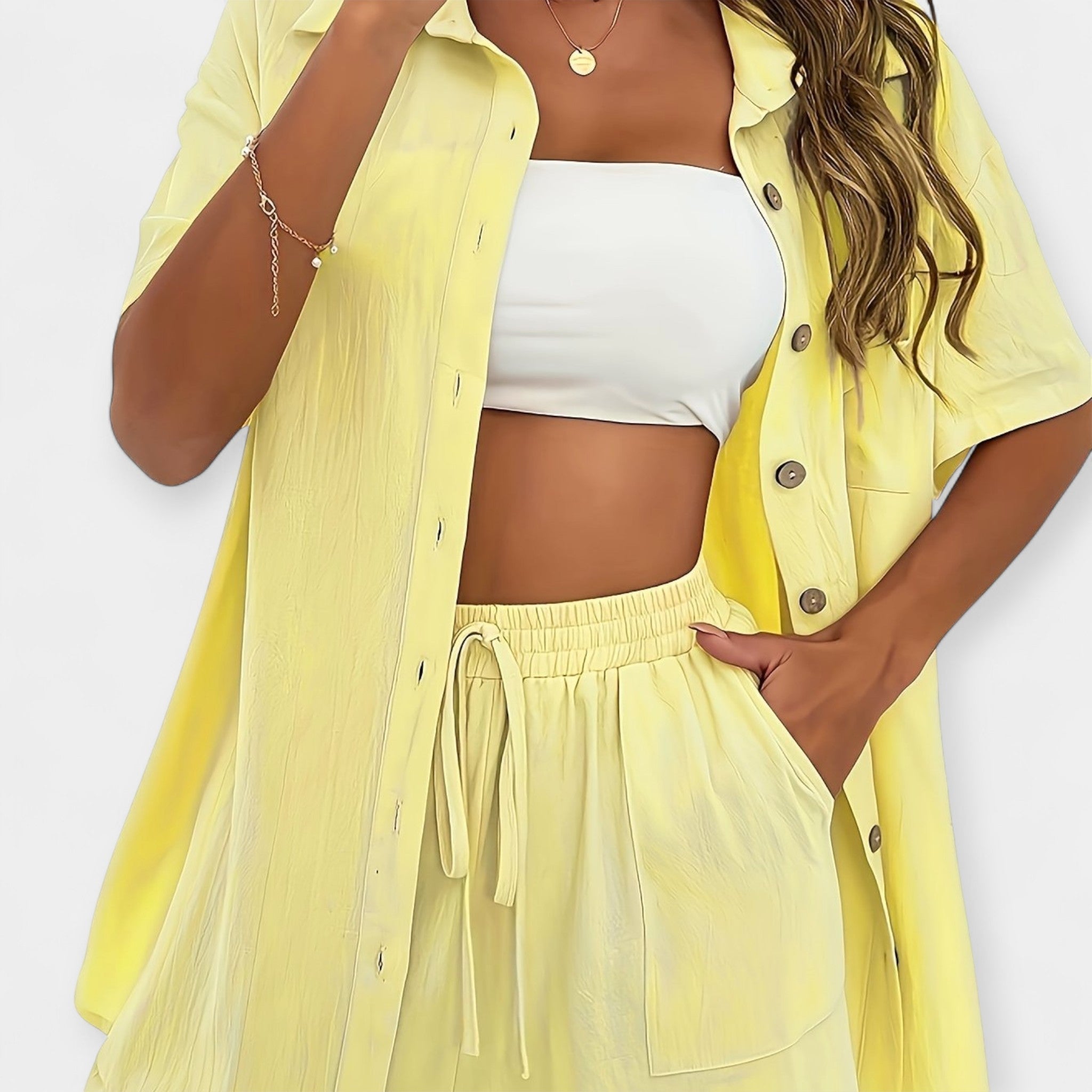 Komplet majice in kratkih hlač