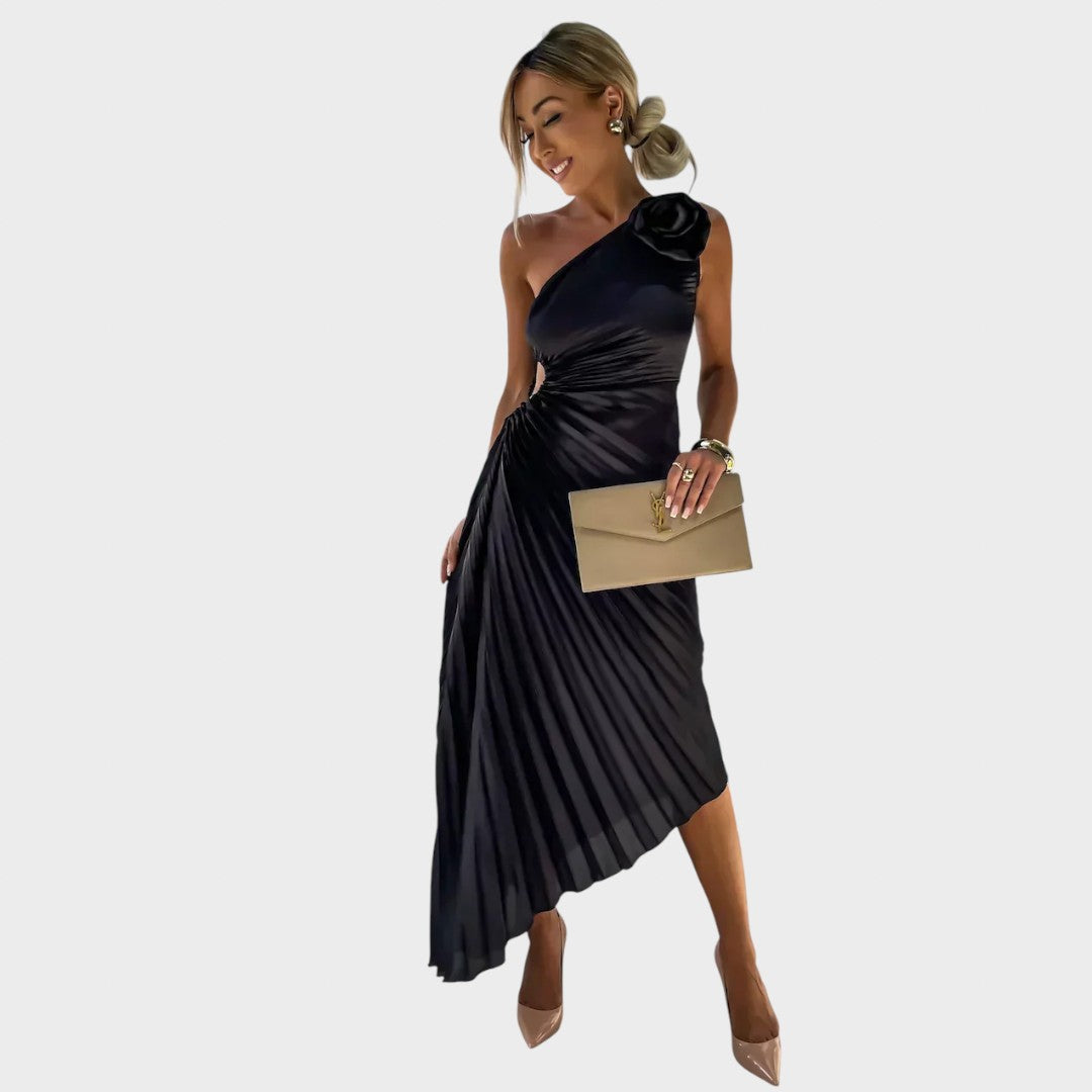 Nika - Elegantna Obleka z Naborki na Ramenih" can be rewritten as: "Nika - Elegantna Obleka z Naborki na Ramenih za Šik Videze.