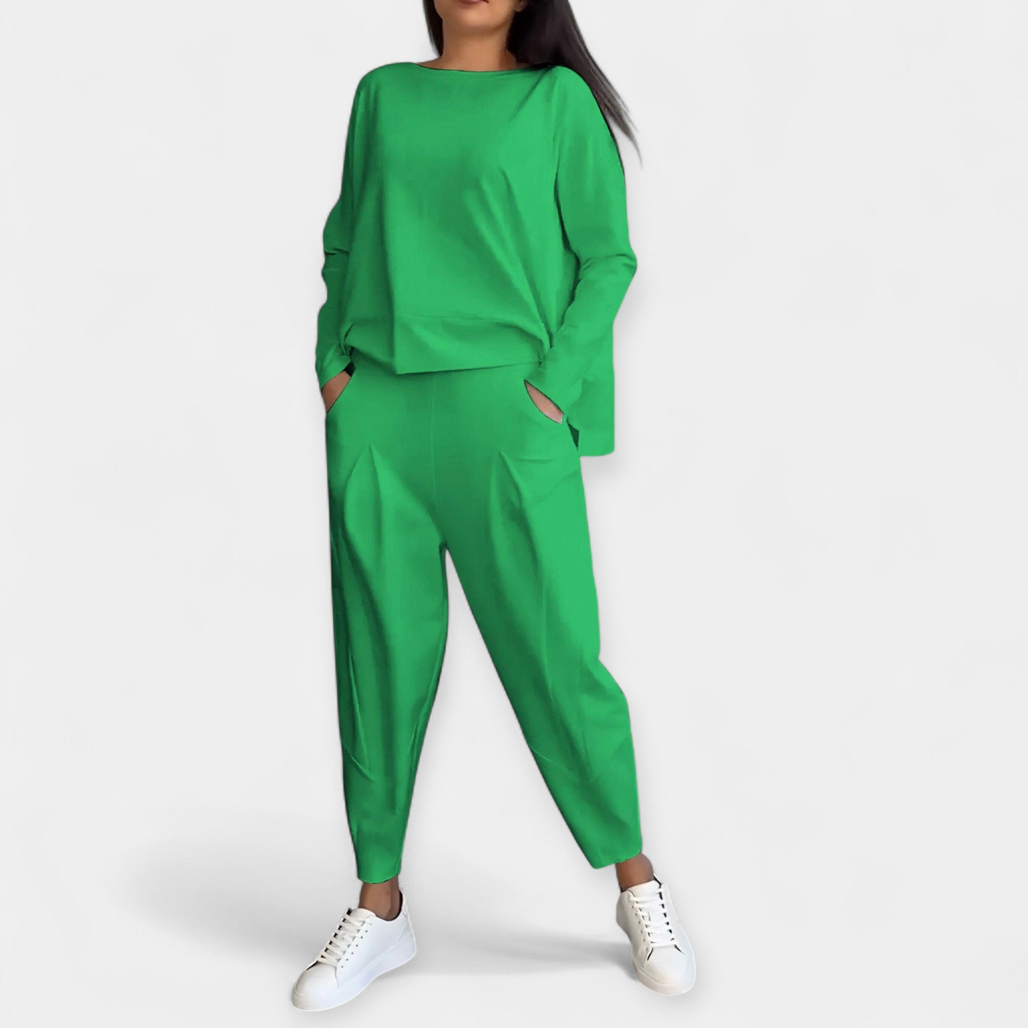 Komplet z dolgimi rokavi