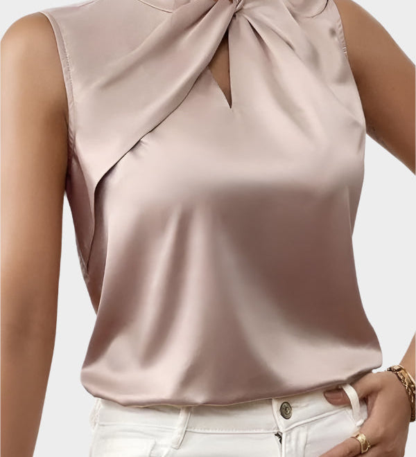 Elegantna satenska bluzka brez rokavov