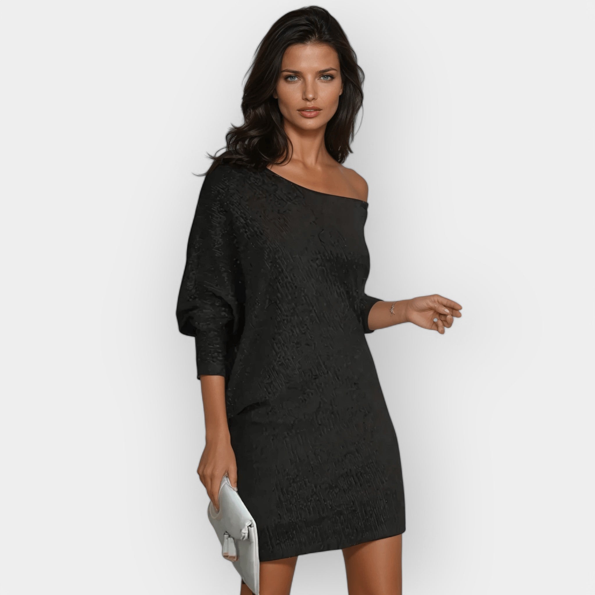 Haljina za večerni izhod s štrasom