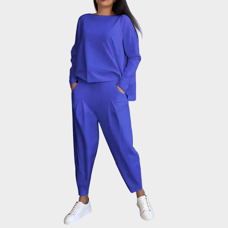 Set Majice in Hlačk z Elegantnim Slogom